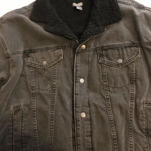 Men’s Warm Jean Jacket Size Large